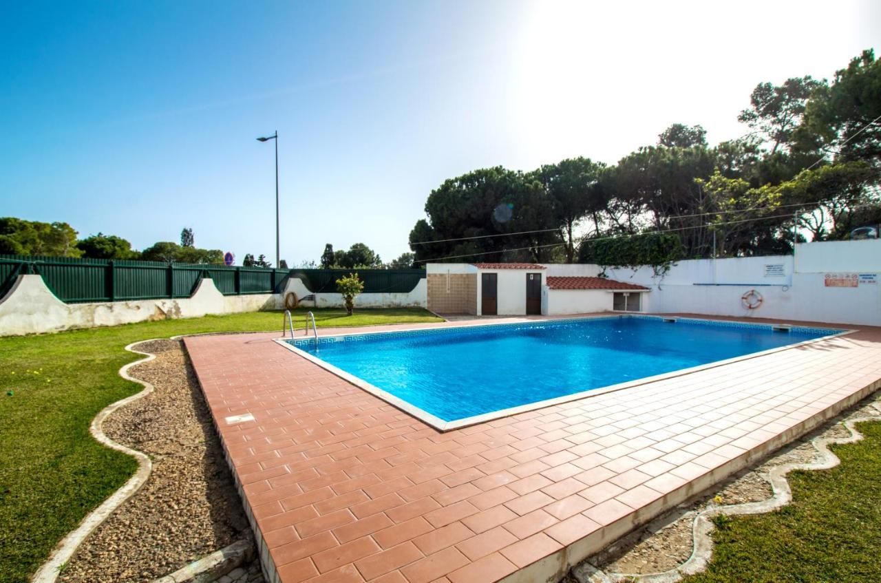 Ocean View Apartment - Pool And Sea View & Albufeira Center Dış mekan fotoğraf