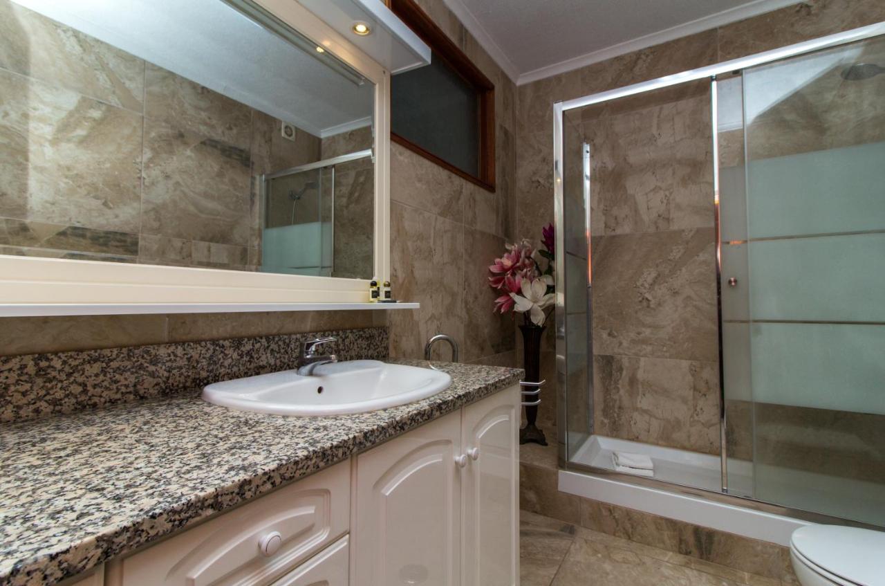 Ocean View Apartment - Pool And Sea View & Albufeira Center Dış mekan fotoğraf