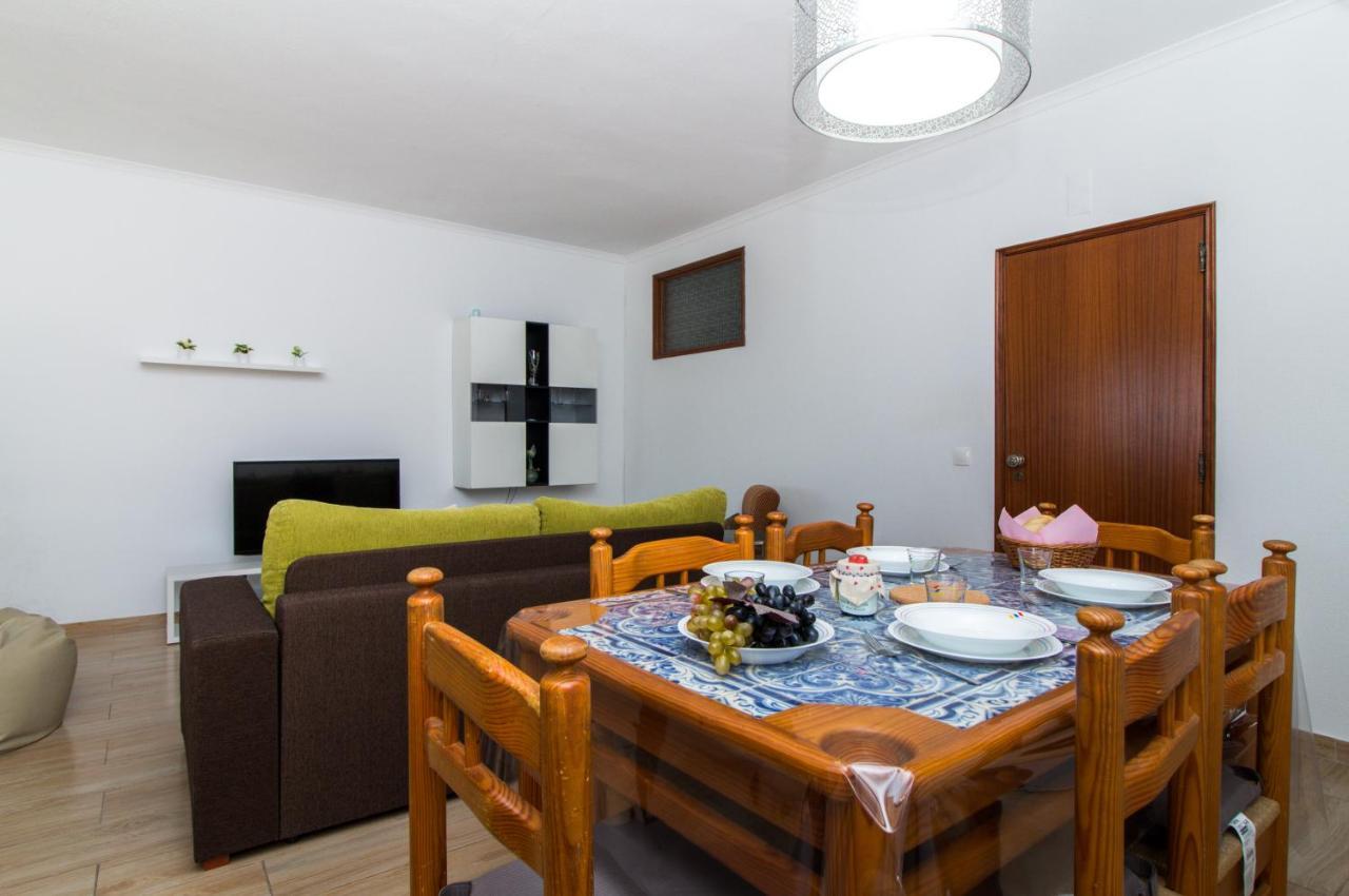 Ocean View Apartment - Pool And Sea View & Albufeira Center Dış mekan fotoğraf